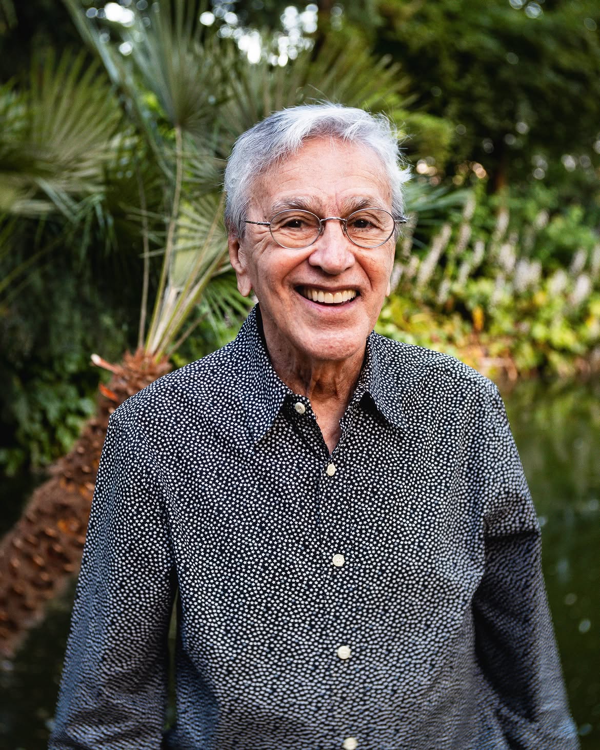 Aos 84 anos, Caetano Veloso celebra trajetória marcada pela Bahia e pela música