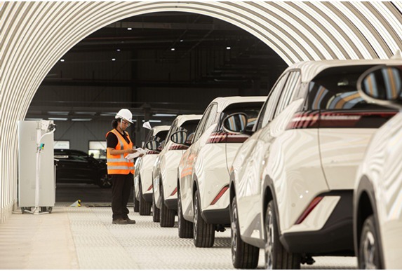 BYD abre vagas exclusivas para Pessoas com deficiência em fábrica de Camaçari