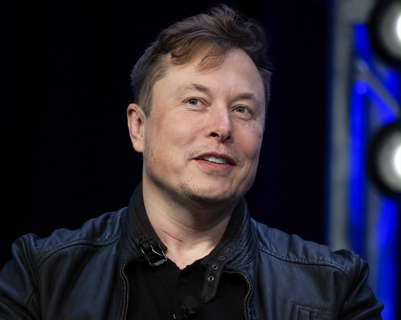 Elon Musk prevê que dinheiro pode perder relevância com avanço da inteligência artificial