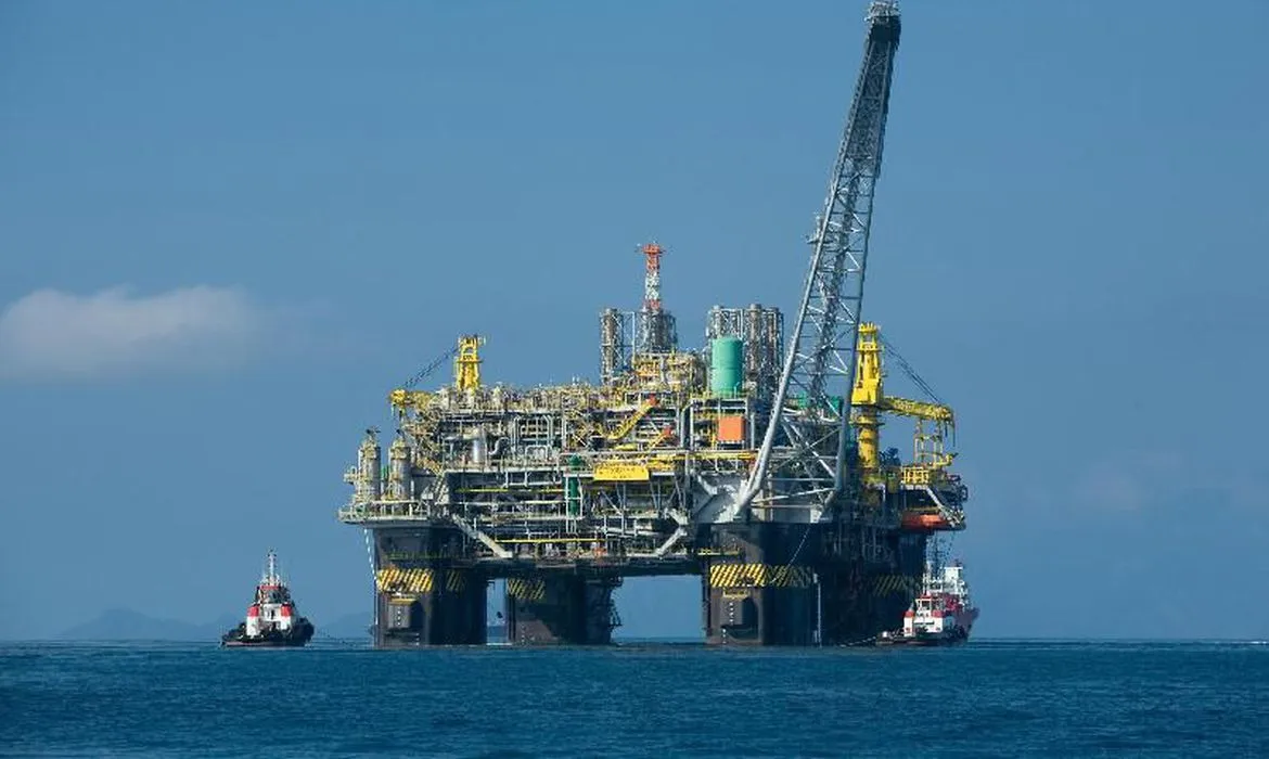 Margem Equatorial registra presença de petróleo em águas profundas, segundo Alcolumbre