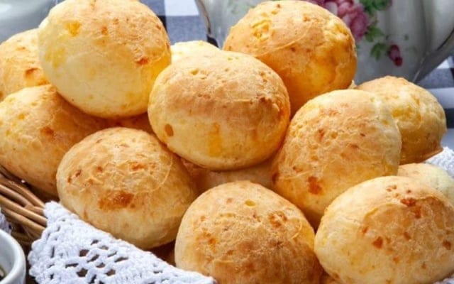 Dia do Pão de Queijo celebra tradição mineira; veja lugares onde provar a iguaria provar em Salvador