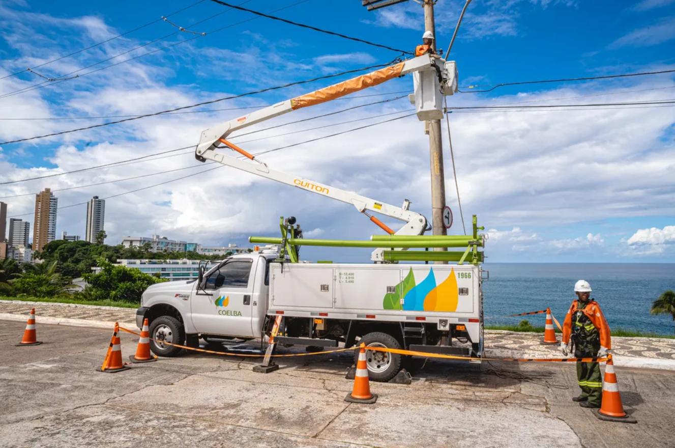 Três bairros de Salvador terão desligamento de energia nesta segunda (24); confira