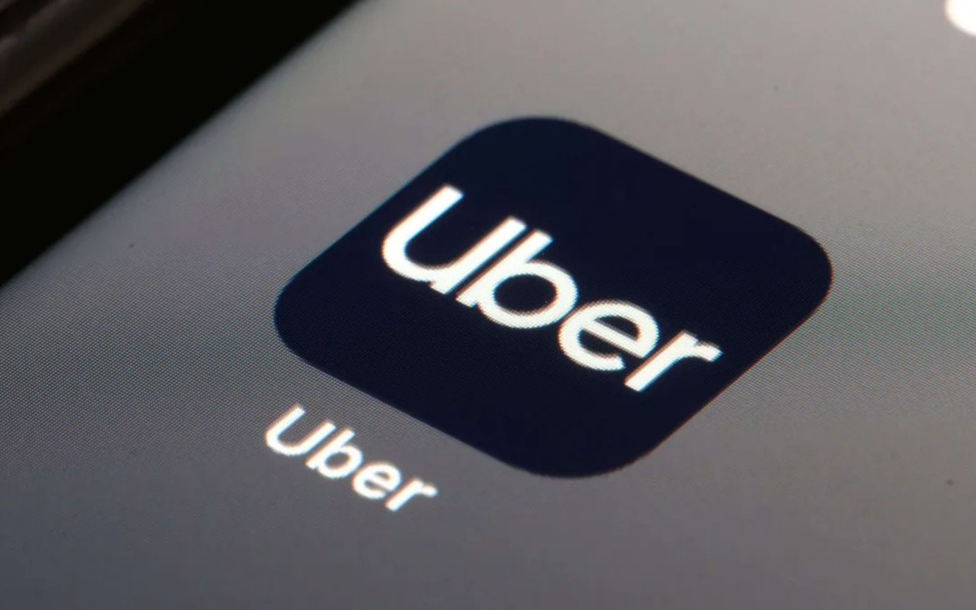 Motorista da Uber perde ação para reativar conta após cancelar 64% das viagens aceitas