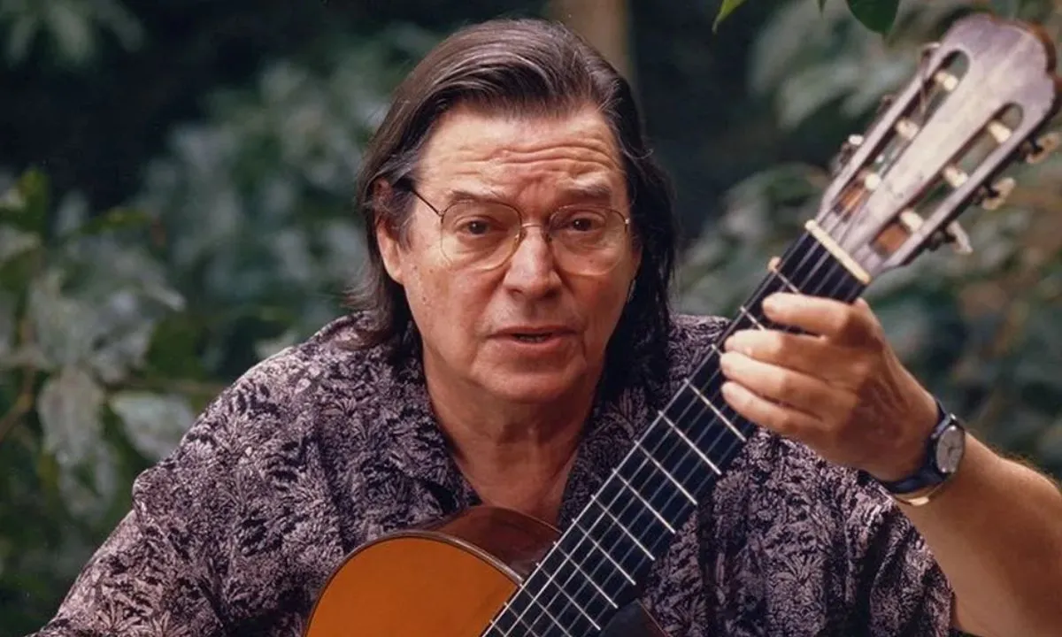 “Tons Sobre Jobim” chega a Salvador com repertório dedicado à obra de Tom Jobim
