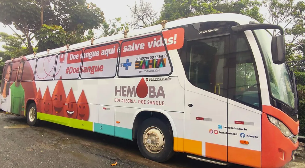 Hemoba alerta para estoque crítico de sangue e leva Hemóvel a shoppings de Salvador