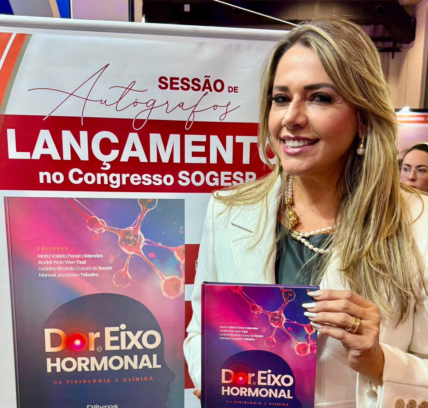 Dra. Zuleica Guimarães participa como coautora em obra científica durante o 31º Congresso da SOGESP