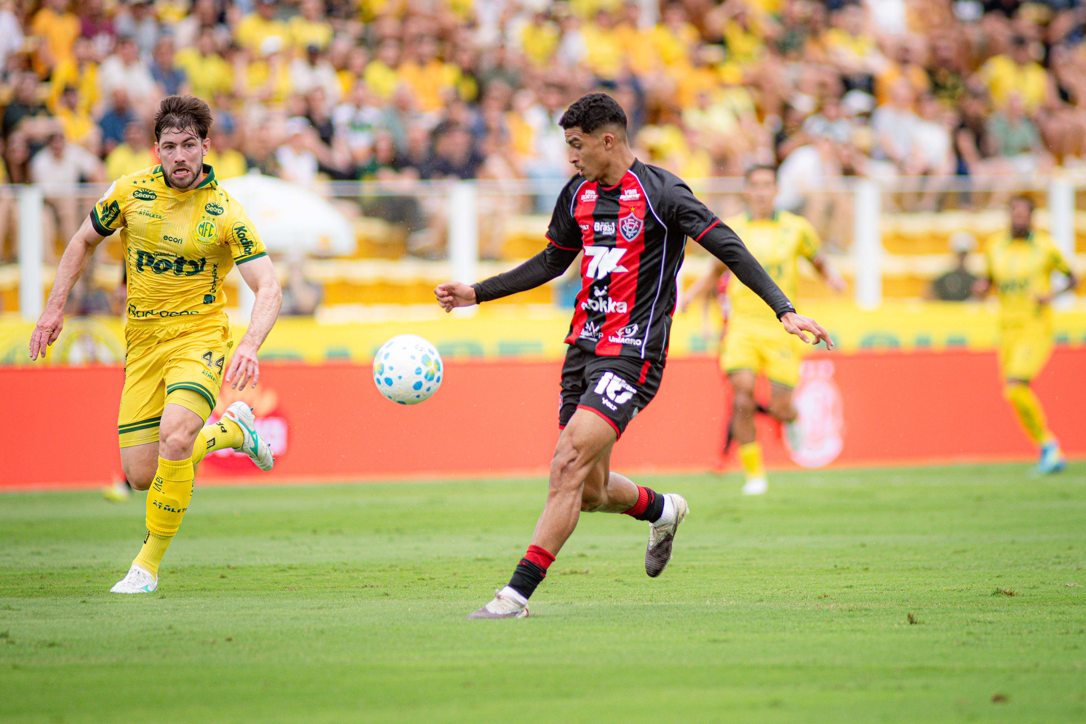 Vitória leva empate do Mirassol aos 45 minutos após abrir dois gols de vantagem