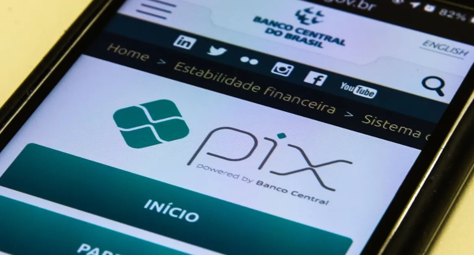 Pix terá novas regras contra fraudes e pagamento automático em conta-salário