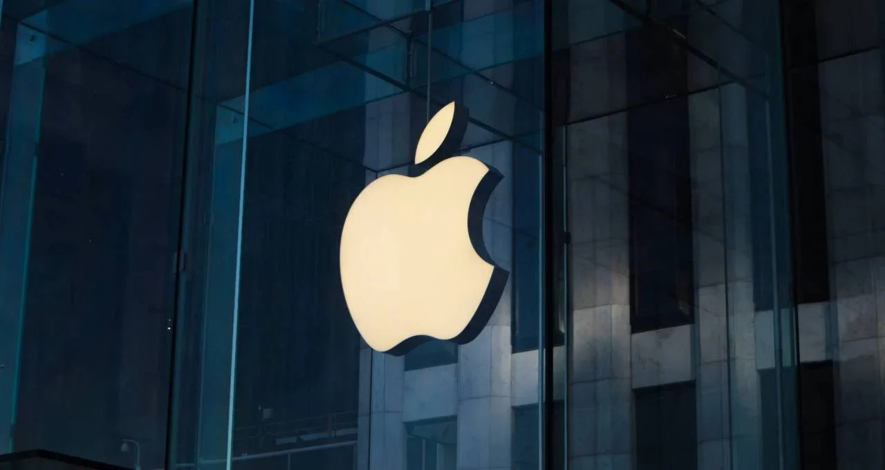 Apple estuda pulseira de saúde sem tela para competir com a Whoop