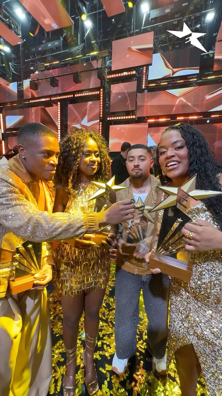 Grupo de pagode com os baianos Uel e Hanaya vence terceira temporada do ‘Estrelas da Casa’