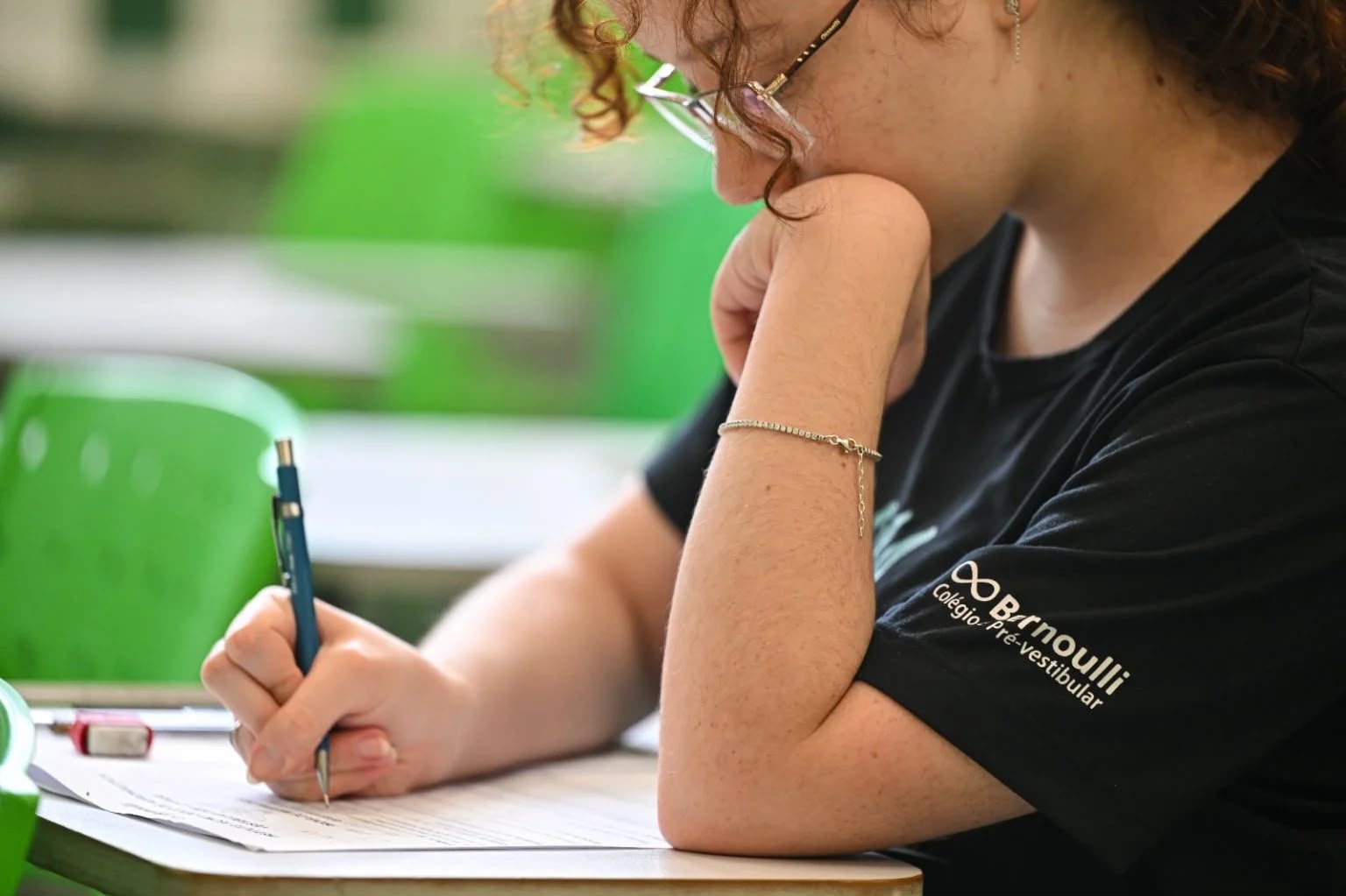 Enem 2026: Bernoulli oferece maratona gratuita de revisão com dez professores