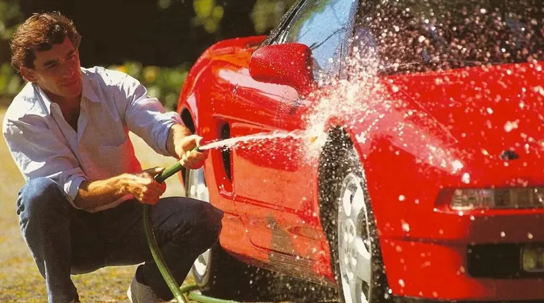 Honda NSX usado por Ayrton Senna vai a leilão por até R$ 5,7 milhões