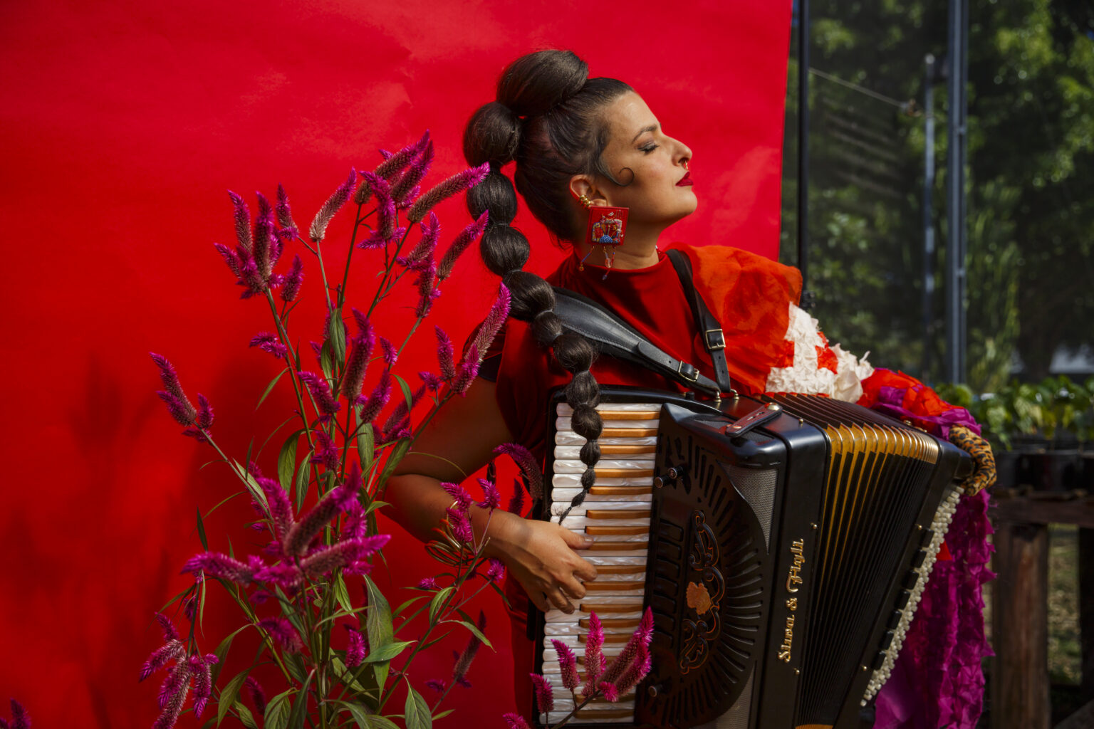 Baiana Lívia Mattos é indicada ao Grammy Latino 2026 com o álbum Verve