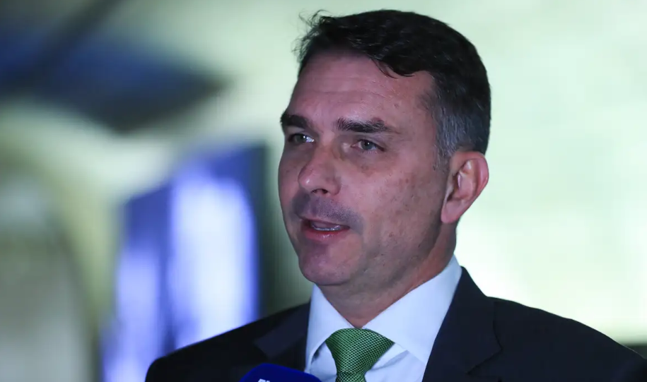 Eleições 2026: Veja como foi a quarta-feira do candidato Flávio Bolsonaro