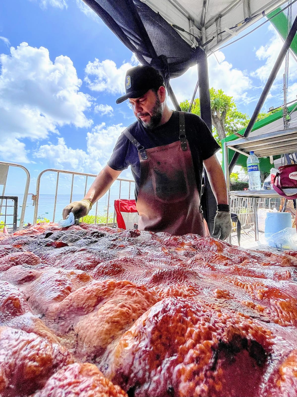 Morro do Chapéu recebe evento com gastronomia no fogo de chão e música