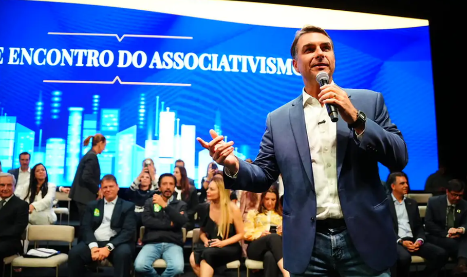 Eleições 2026: Veja como foi a terça-feira do candidato Flávio Bolsonaro