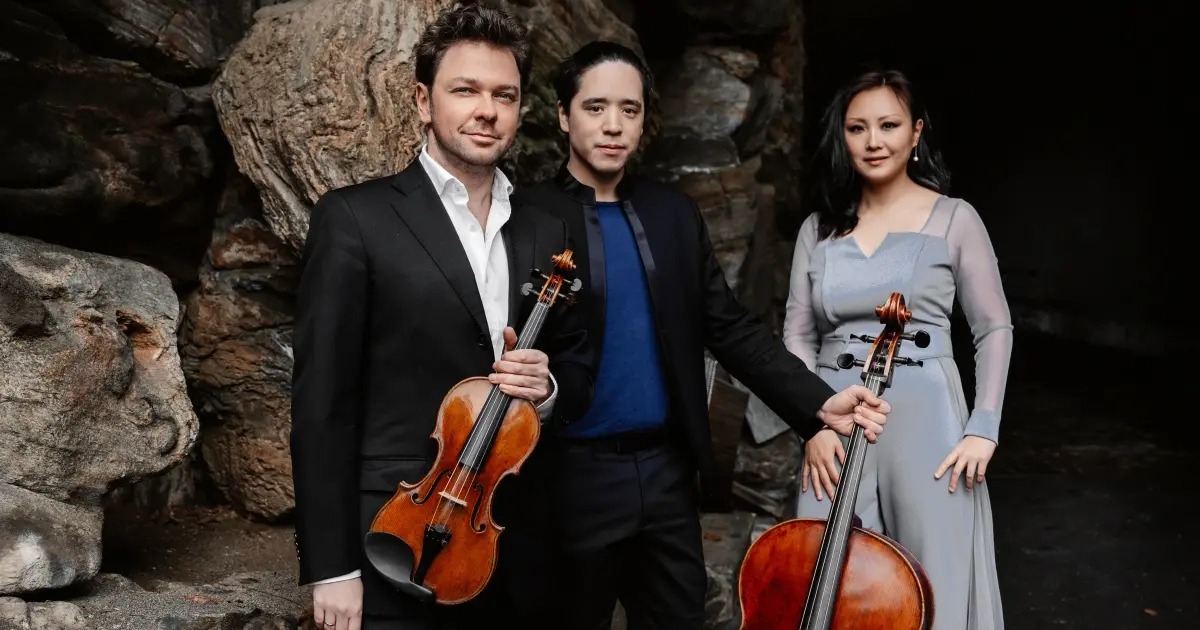 Trio Sitkovetsky traz instrumentos de mais de 300 anos para concerto no Teatro Castro Alves