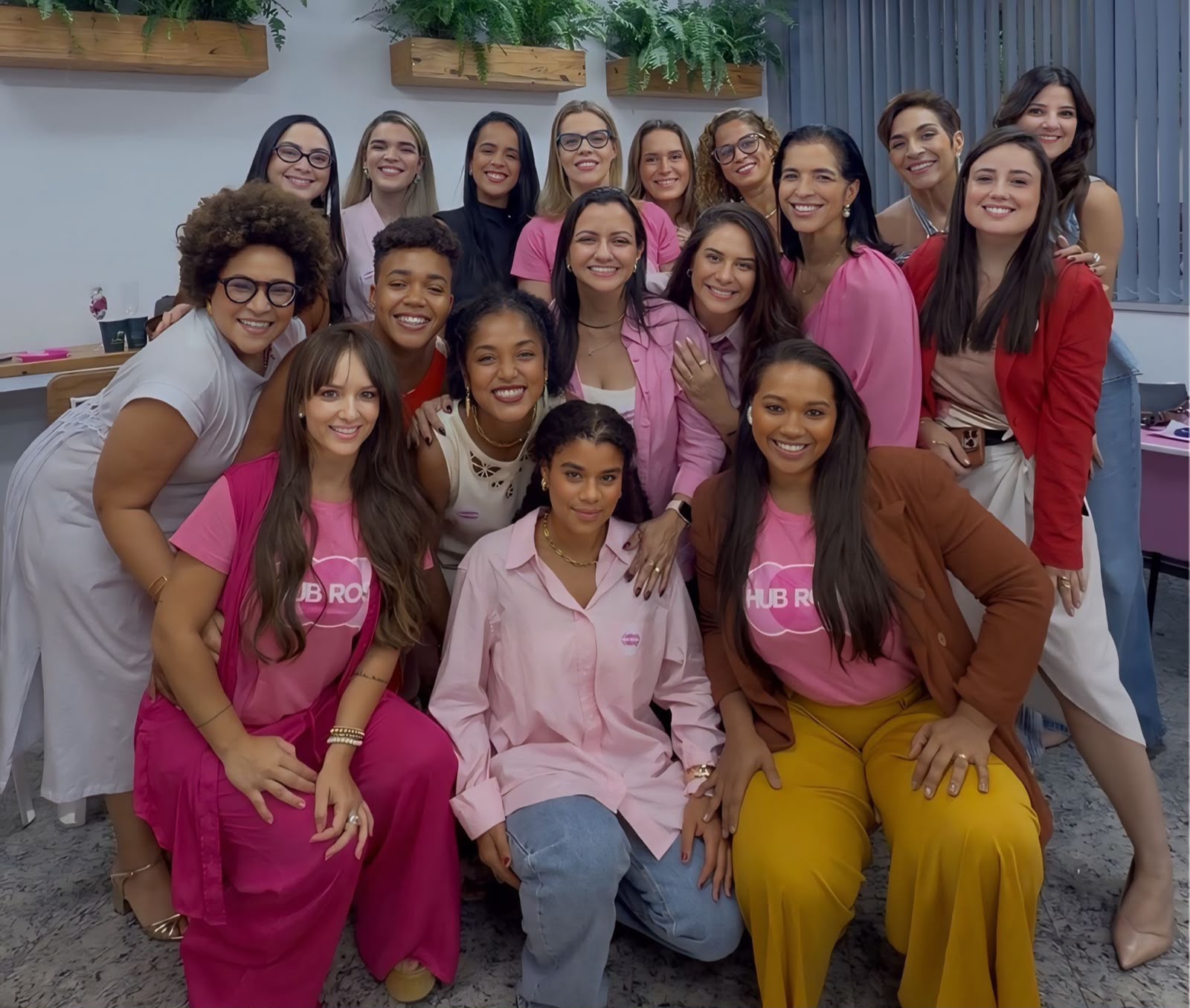 Instituto Hub Rosa abre 500 vagas gratuitas de capacitação para mulheres em Salvador