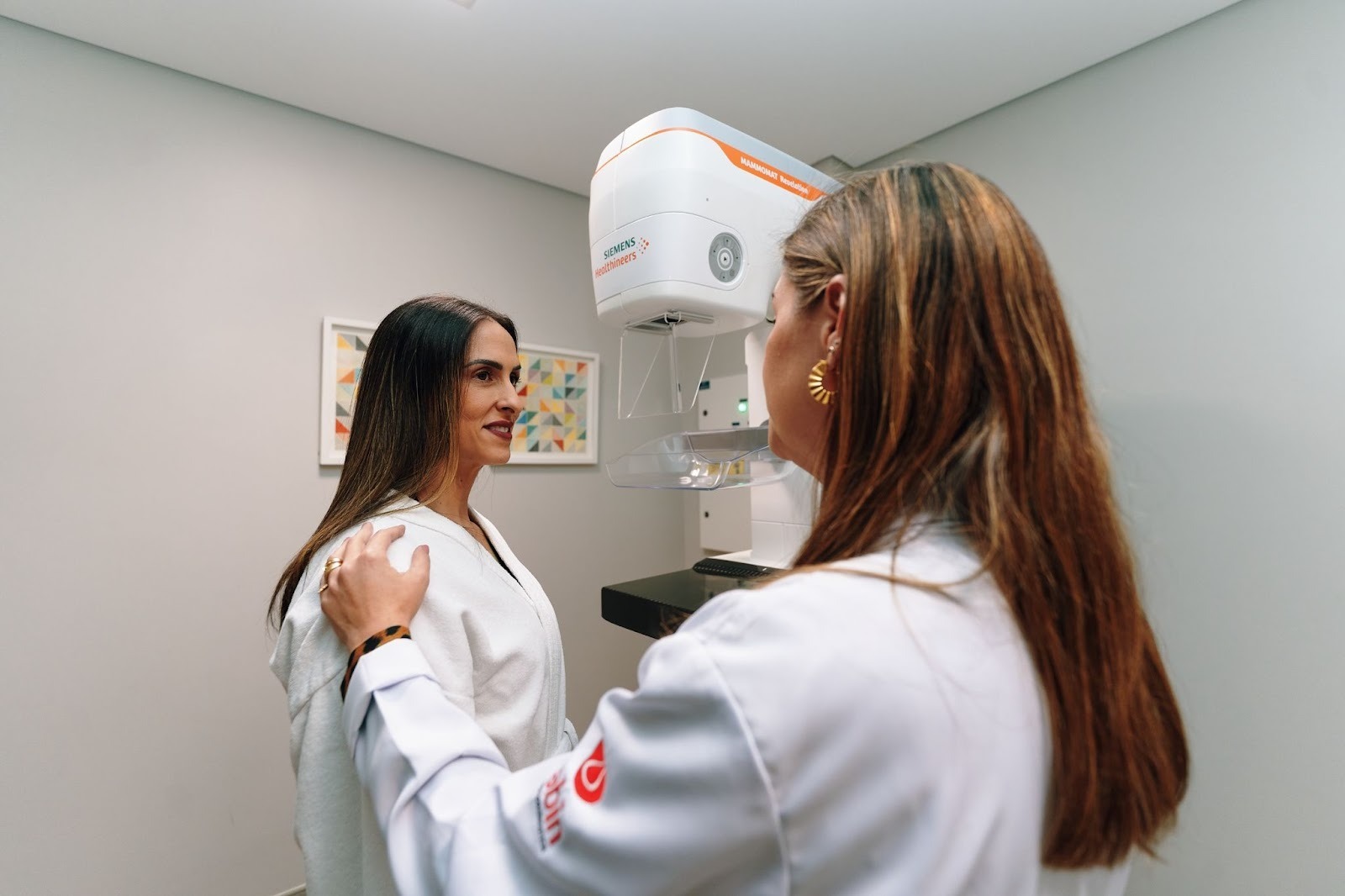 Outubro Rosa: quando outros exames podem complementar a mamografia