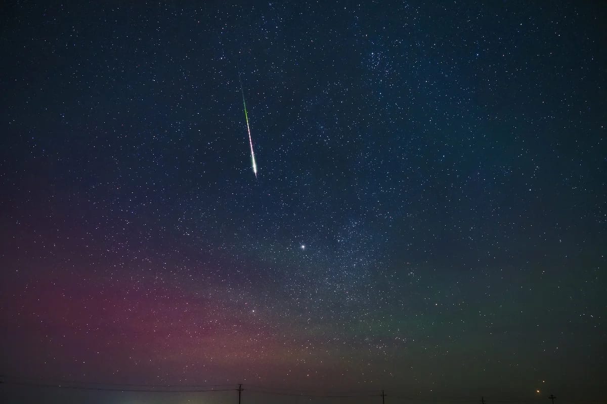 Chuva de meteoros Orionídeas poderá ser vista em todo o Brasil nesta madrugada