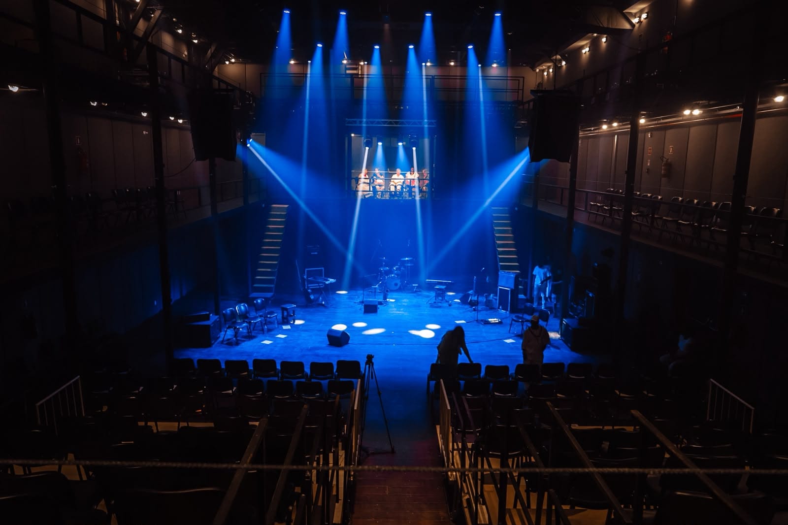 De primeira qualidade, nova acústica do Teatro Vila Velha chama atencão